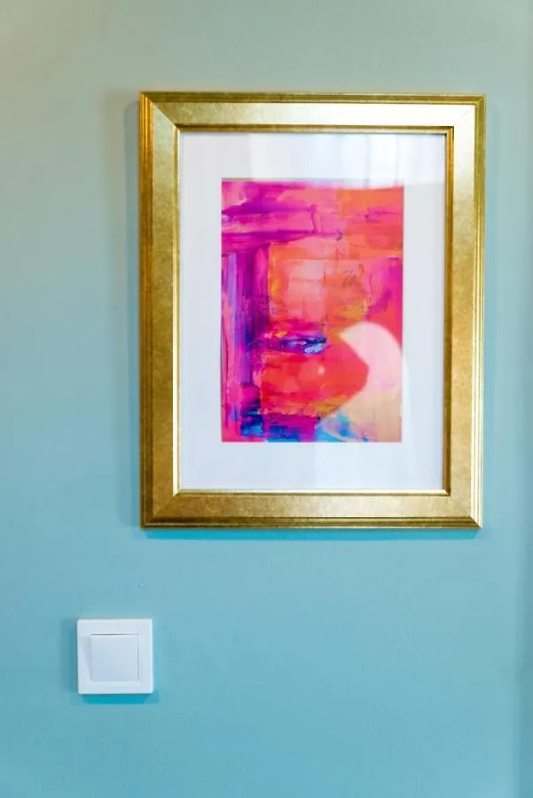 R38 - Artists Luxury Home Budapest