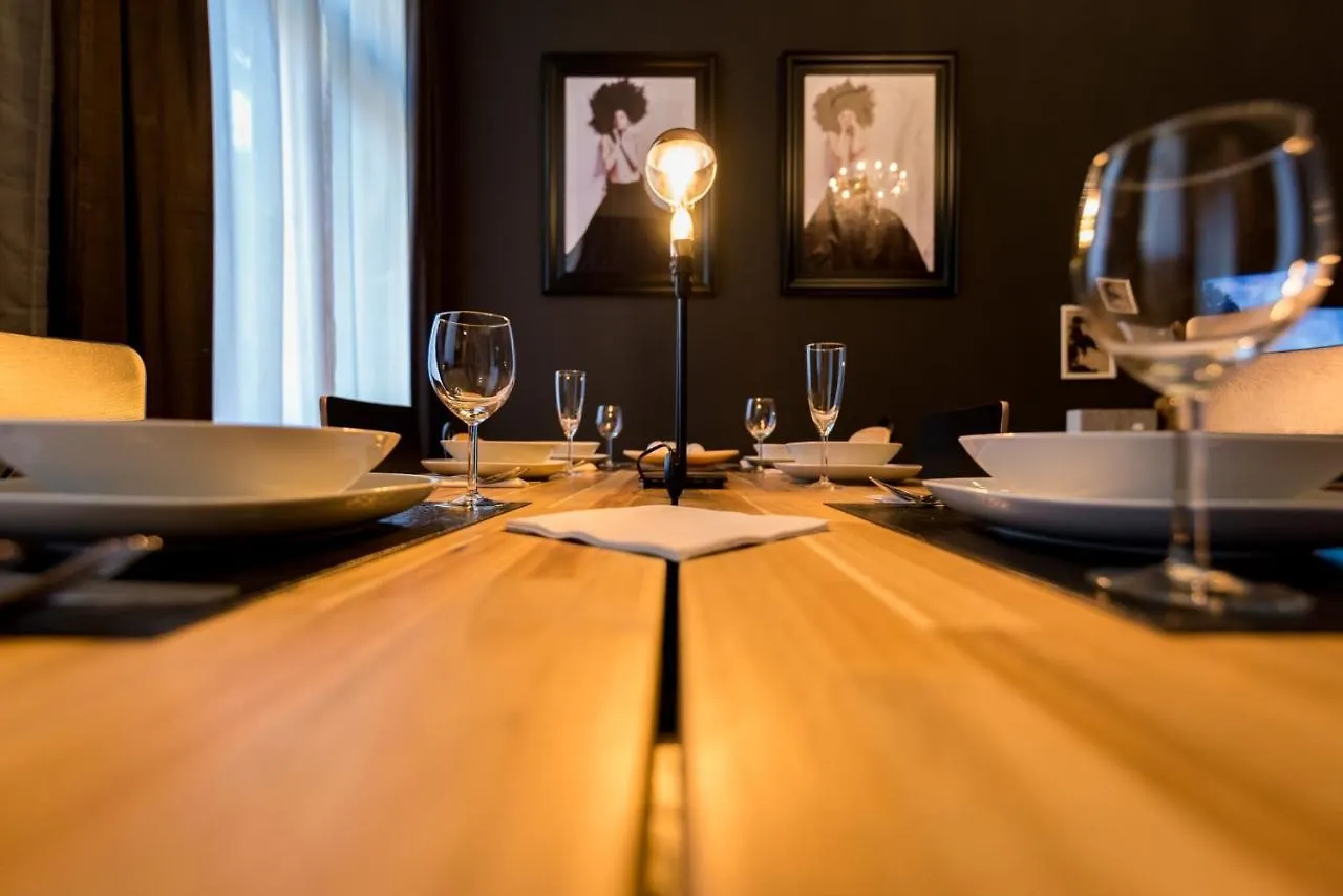 R38 - Artists Luxury Home Budapest 0*,  Hungary