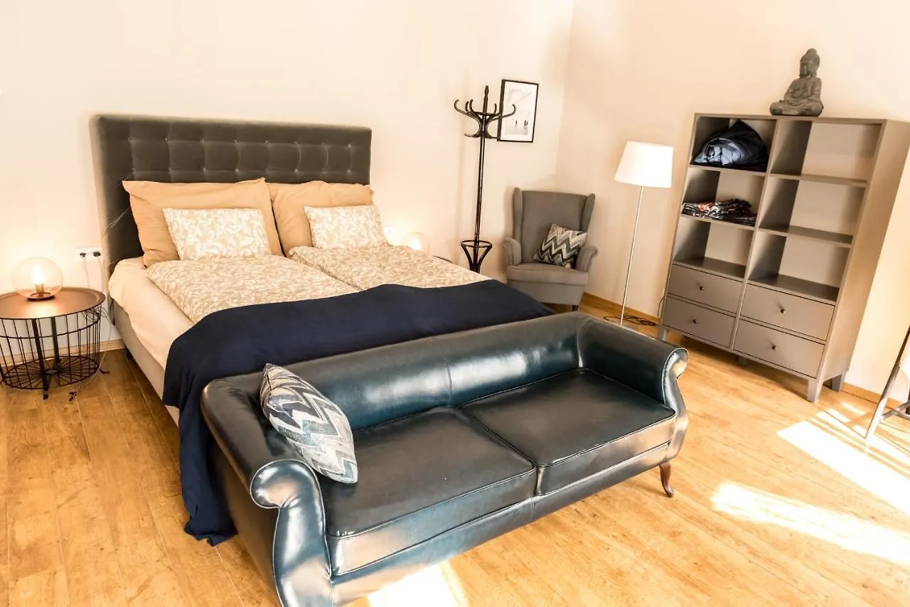 Apartment R38 - Artists Luxury Home Budapest