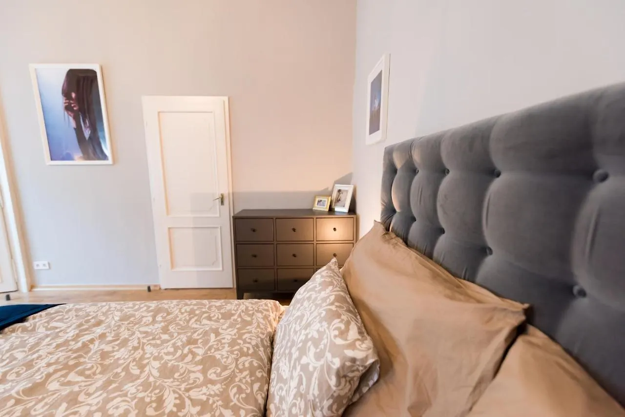 Apartment R38 - Artists Luxury Home Budapest
